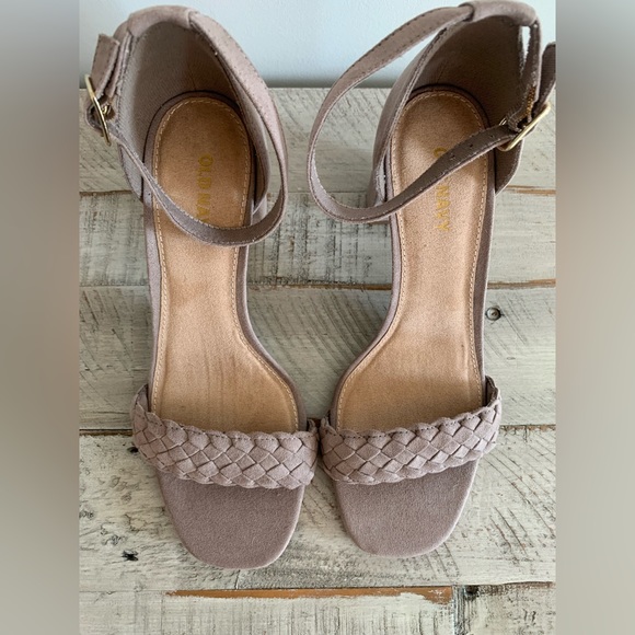 Old Navy Strappy Heels - Taupe - Picture 5 of 6